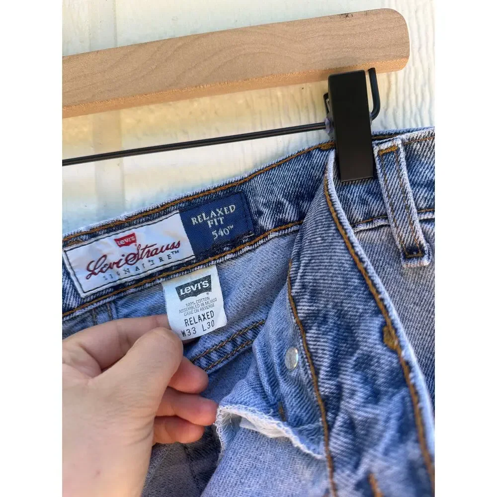 Vintage 90's Levi's signature relaxed fit 540 jeans